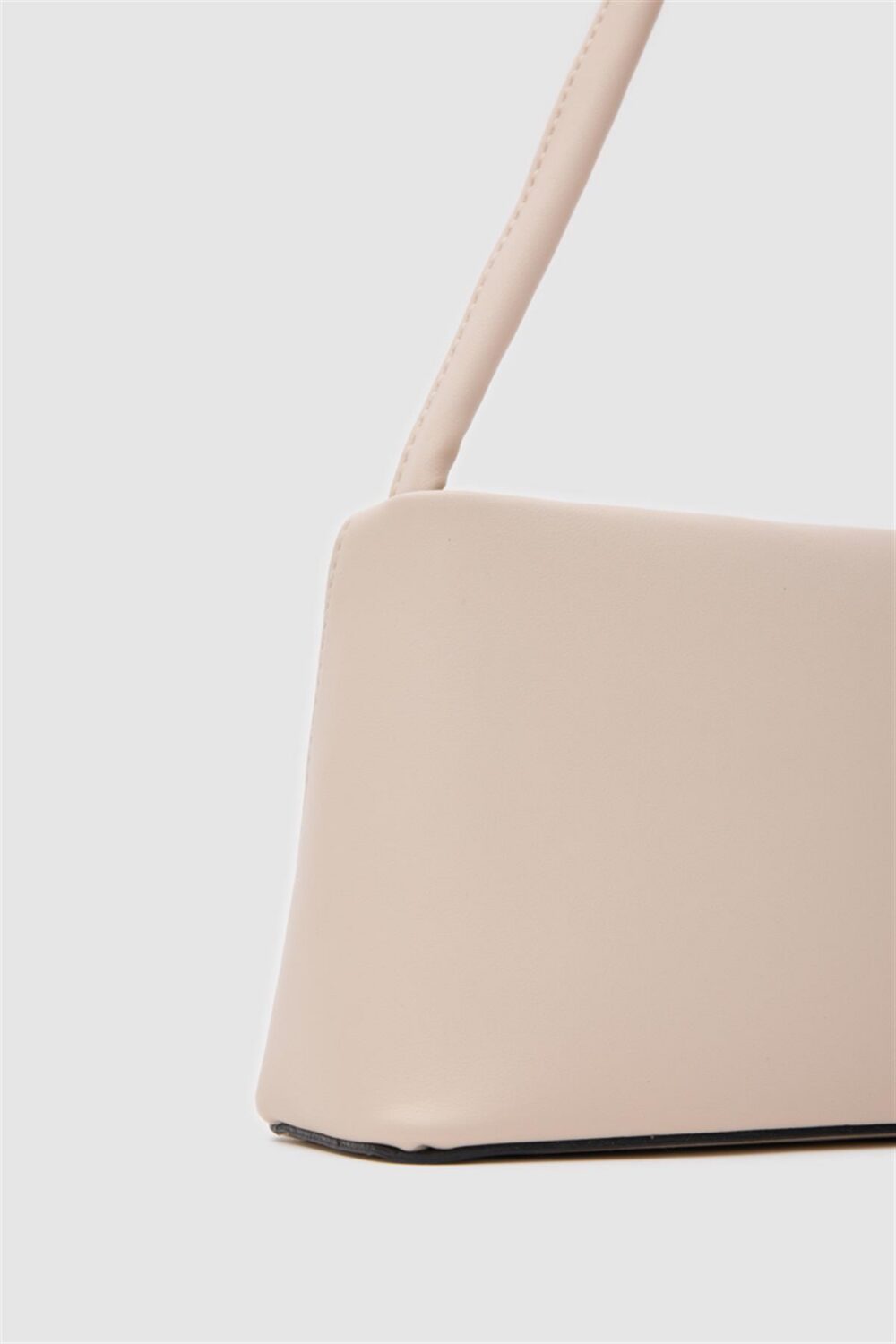 Ella Beige