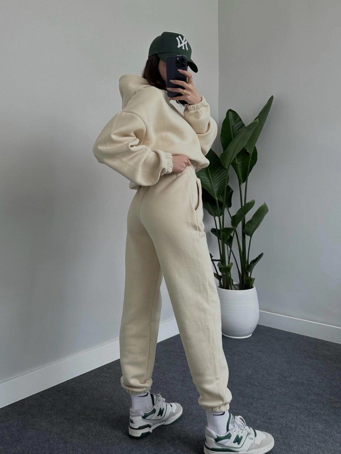 Jenner ensemble Beige ( مقطن من الداخل)