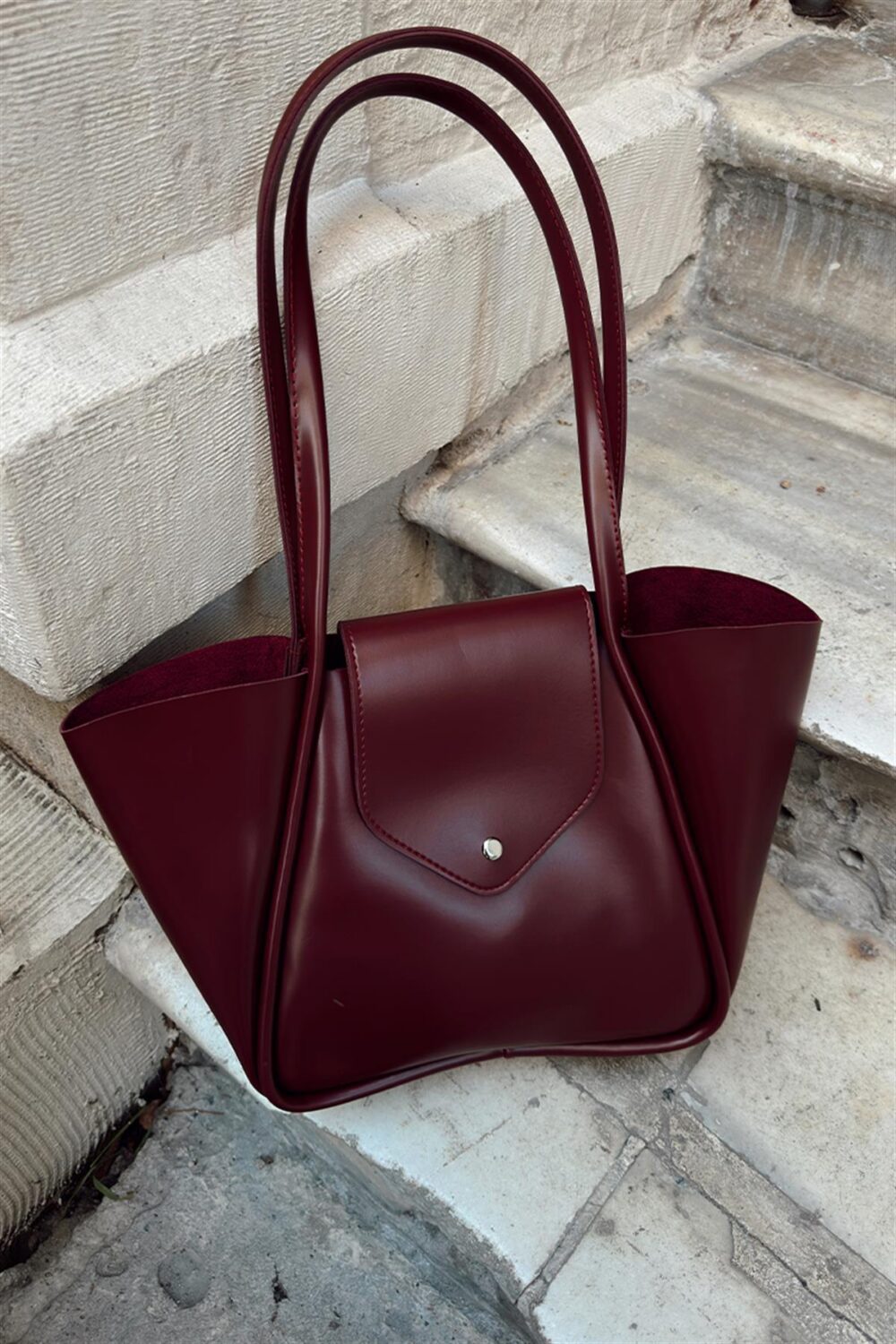 Petra Bordeaux + Purse