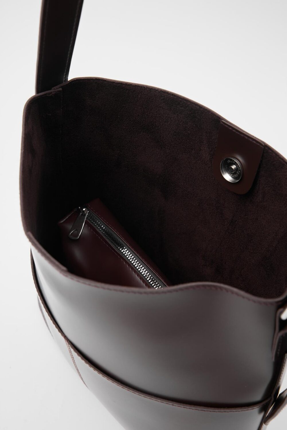 Enzo Marron + Purse