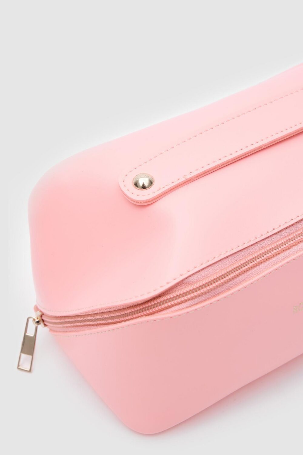 Bobbi Pink