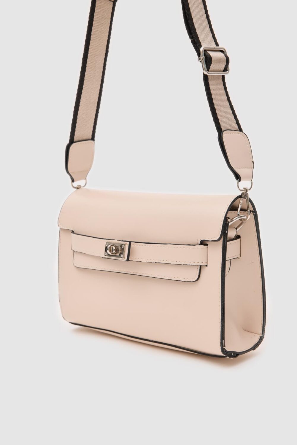 Kelly Beige