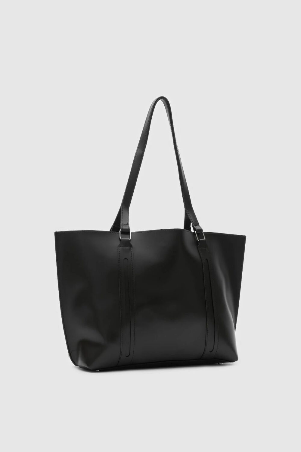 Kylie Noire + Trousse