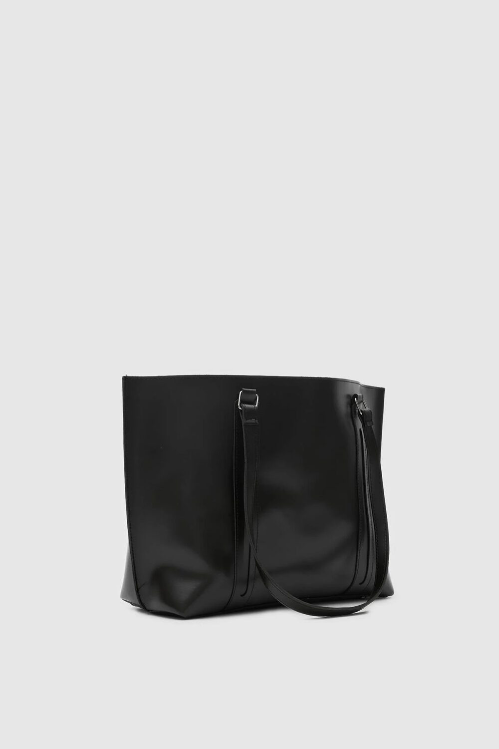 Kylie Noire + Trousse