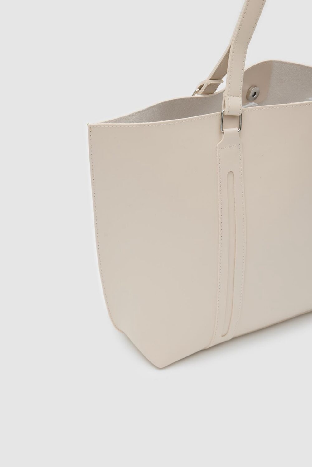 Kylie Beige + Trousse