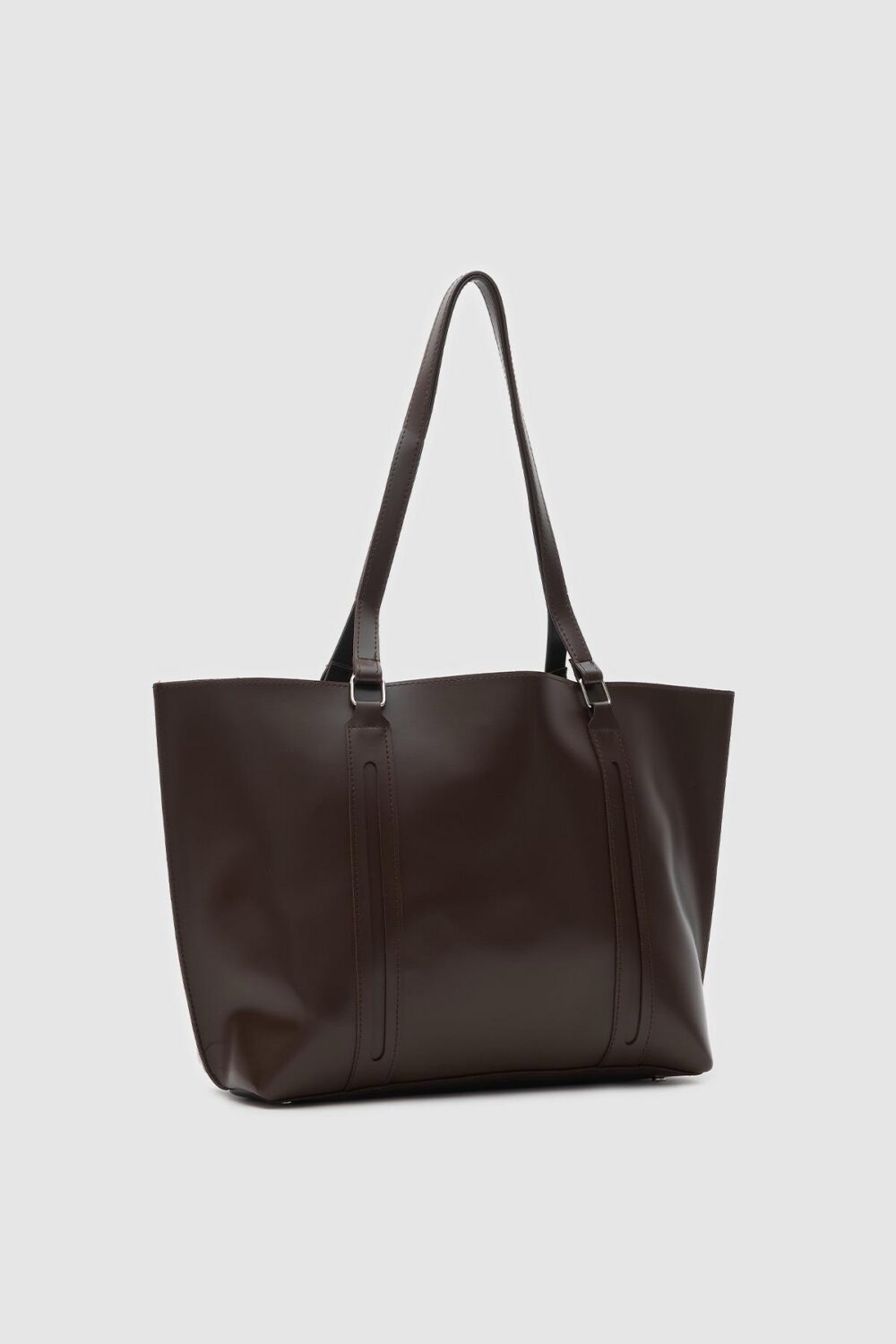 Kylie Marron + Trousse