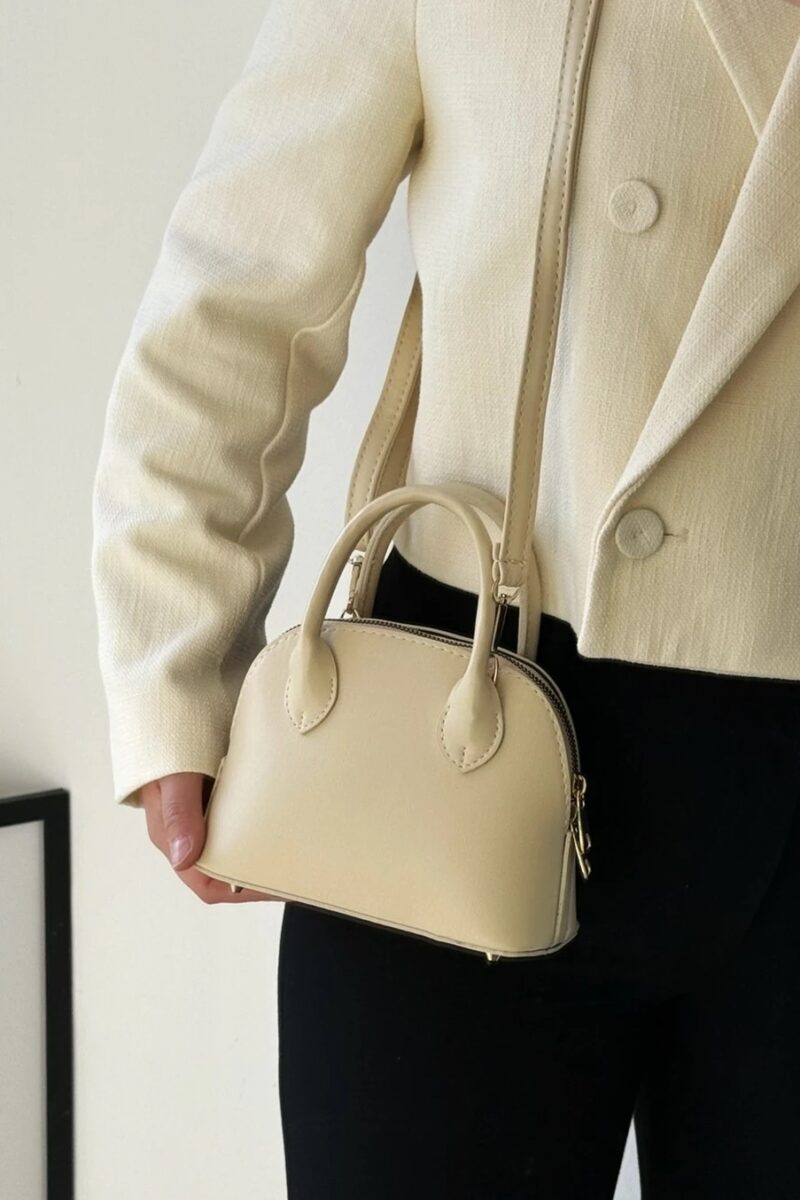 Darla Butter Yellow