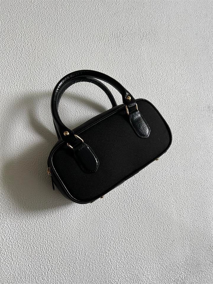 Freya Full Black
