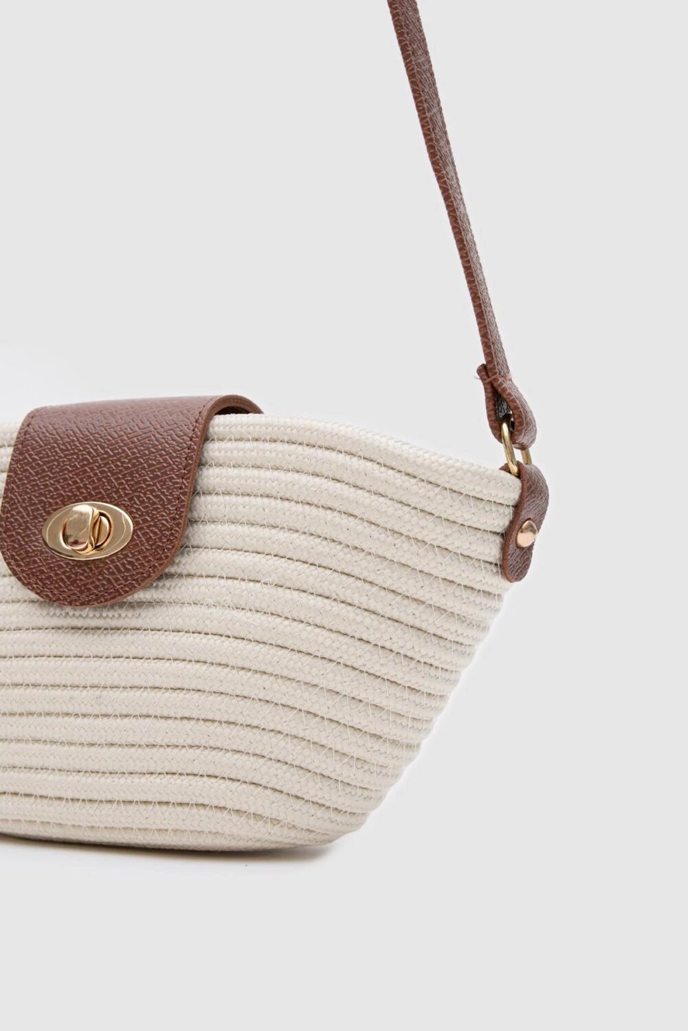 Toffee Straw Creme