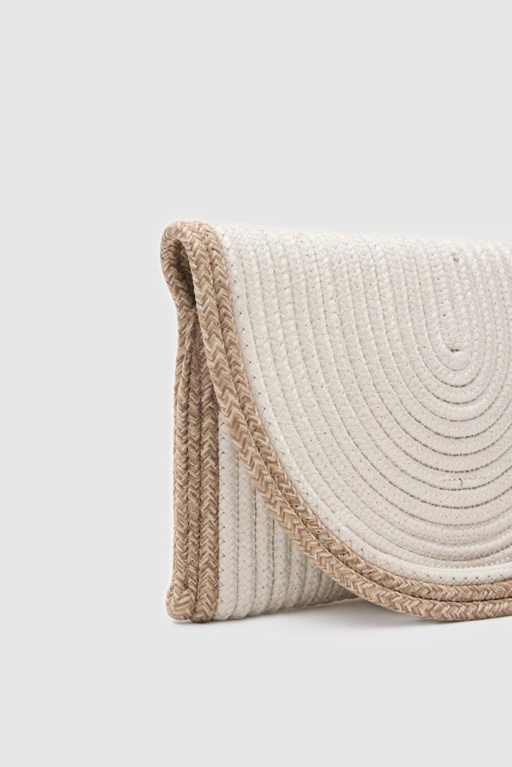 Giselle Handmade Clutch Creme
