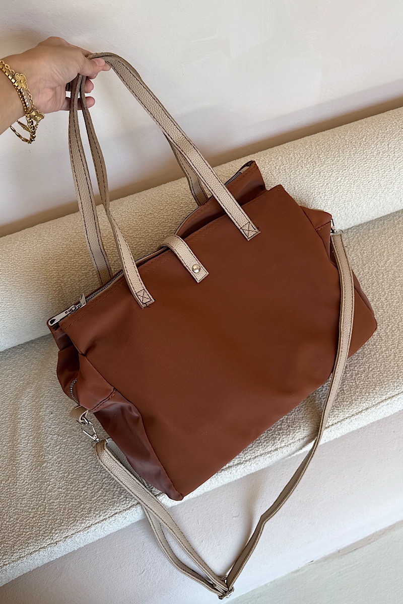 Cleo Camel