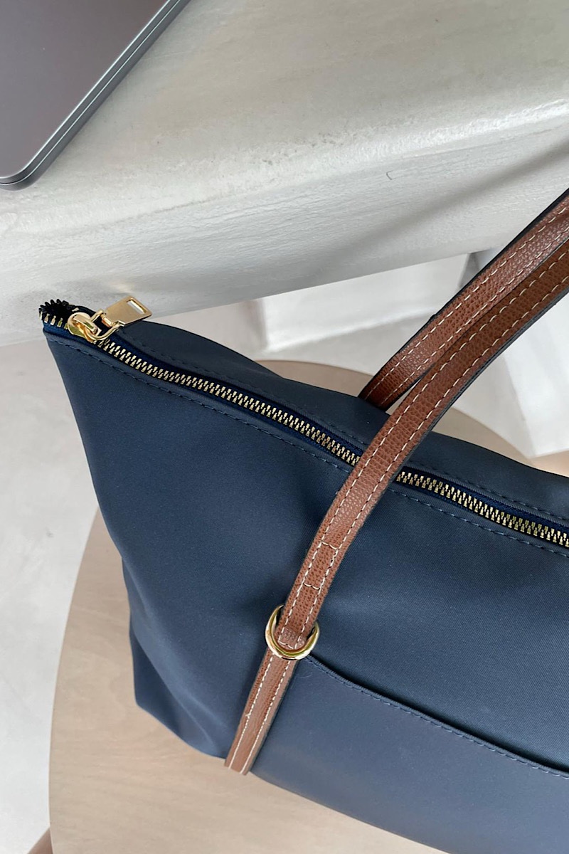 Amy Navy Blue