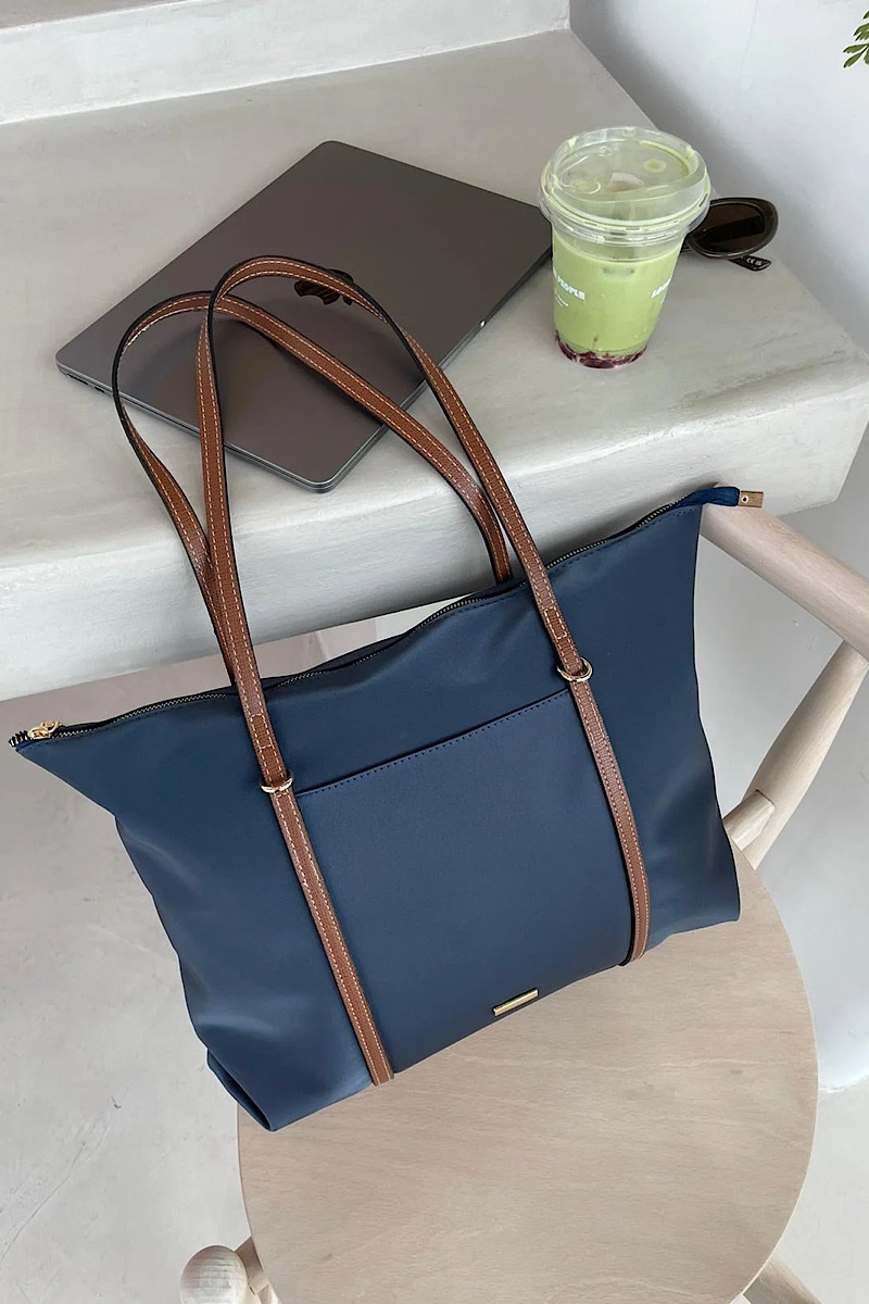 Amy Navy Blue