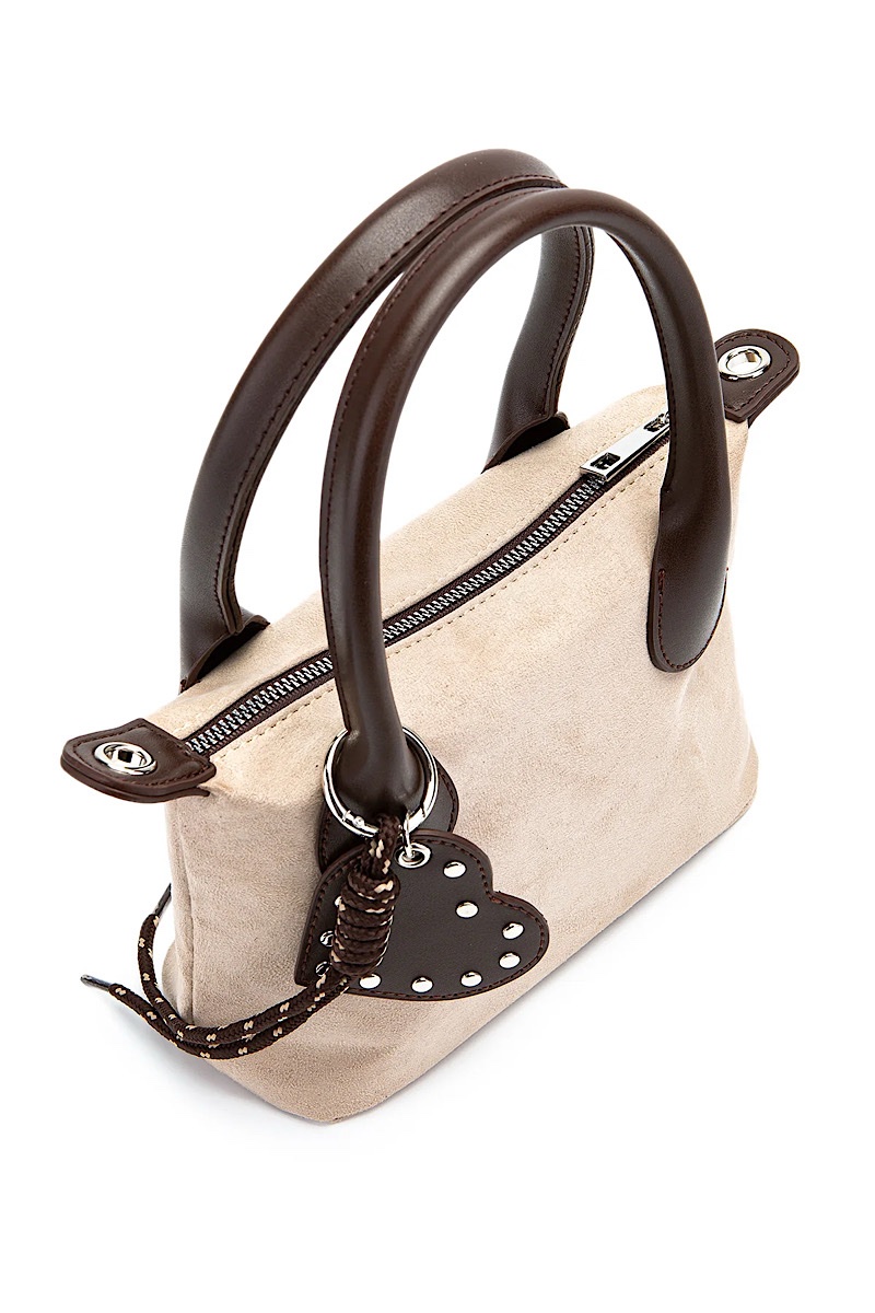 Jolie Beige + Charm