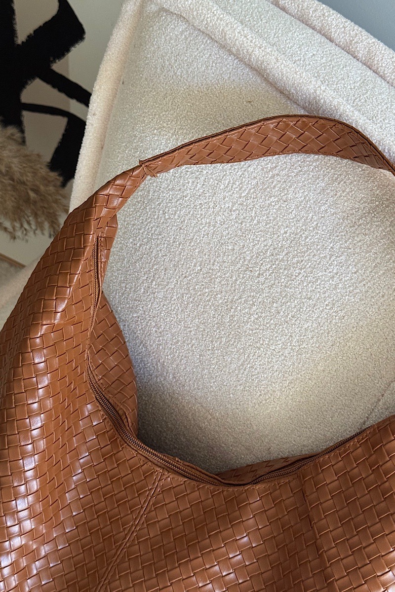 Zoe XL Woven Pattern Camel