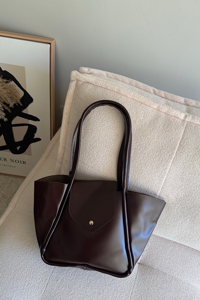 Petra Marron + Purse