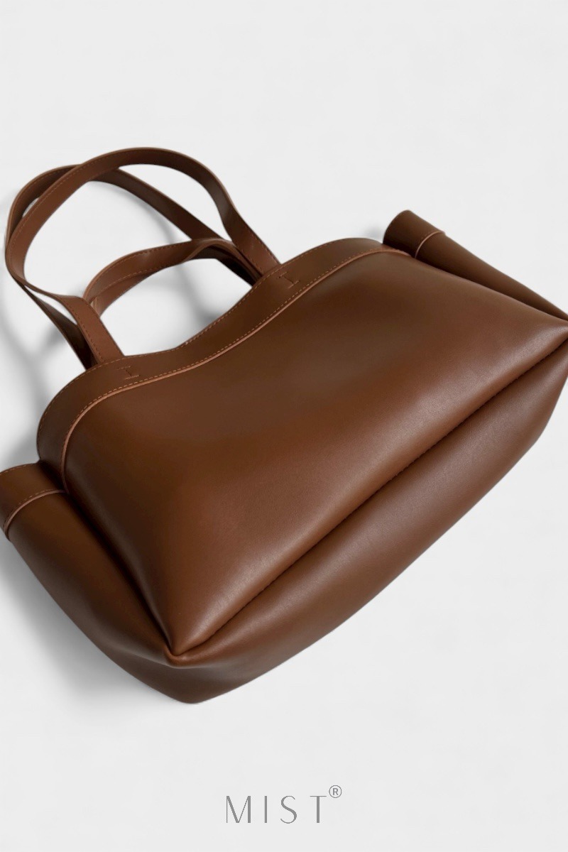 Higgs Medium Camel + Purse