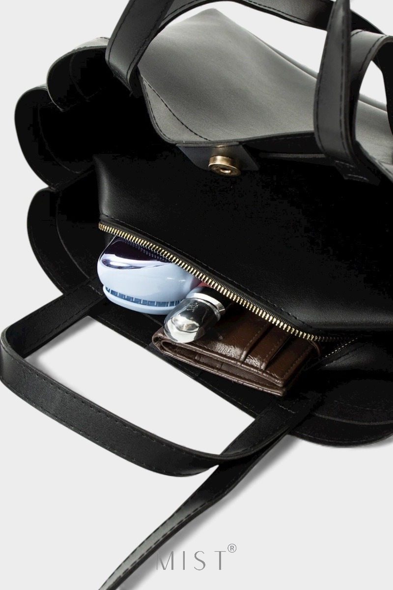 Higgs Medium Noire + Purse