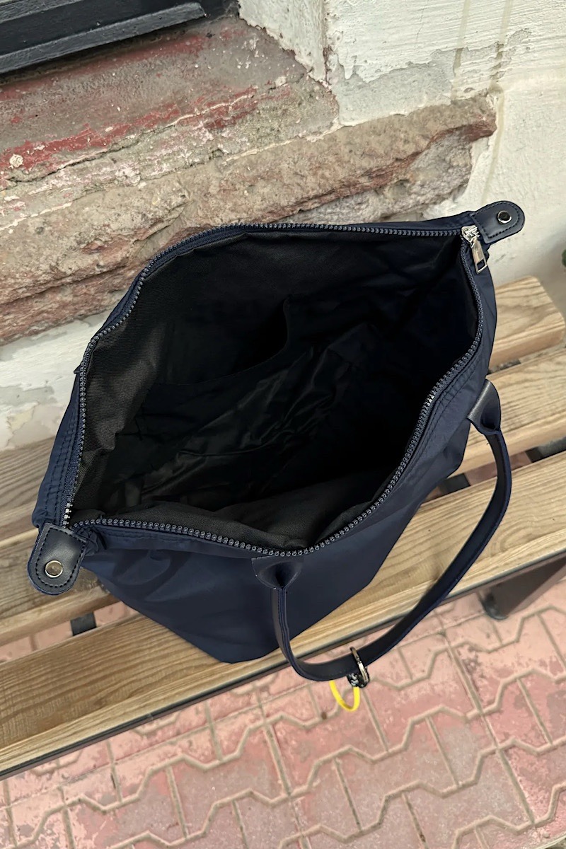 Maia Navy Blue