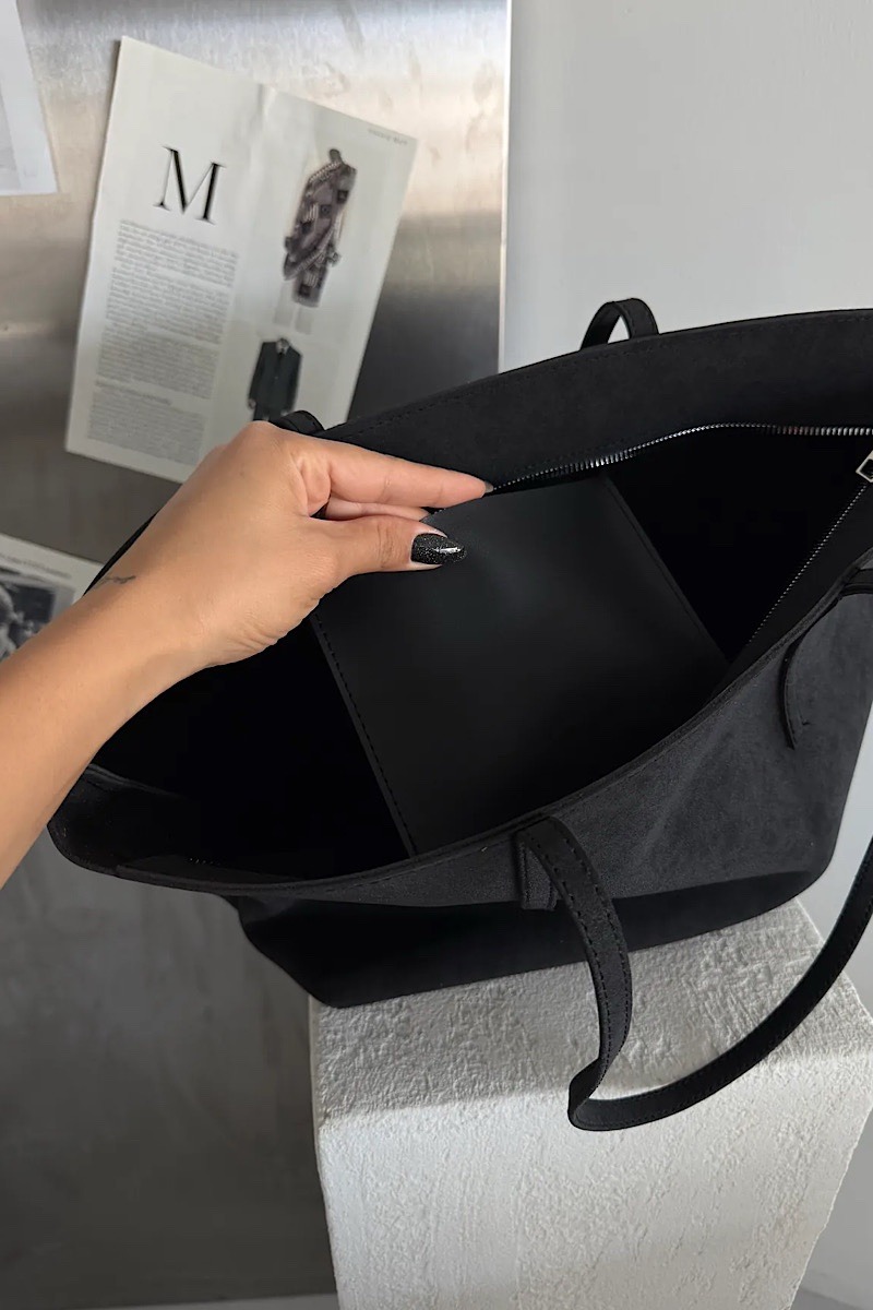 Bria Suede Noire