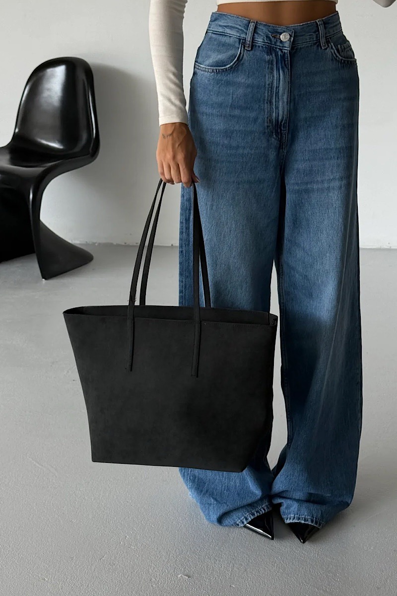 Bria Suede Noire