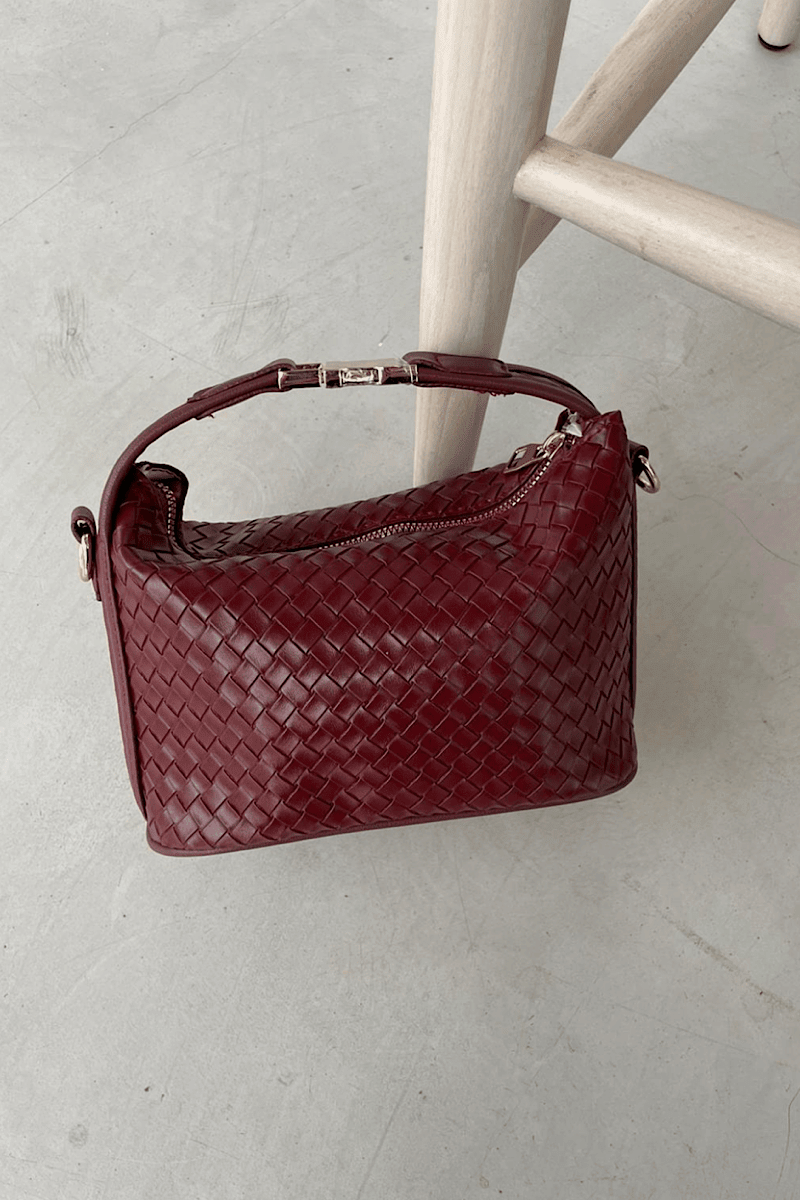 Claude Woven Bordeaux