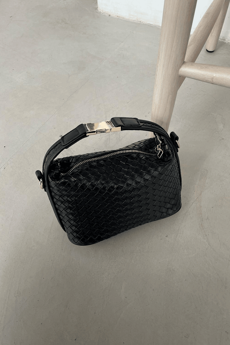 Claude Woven Noire
