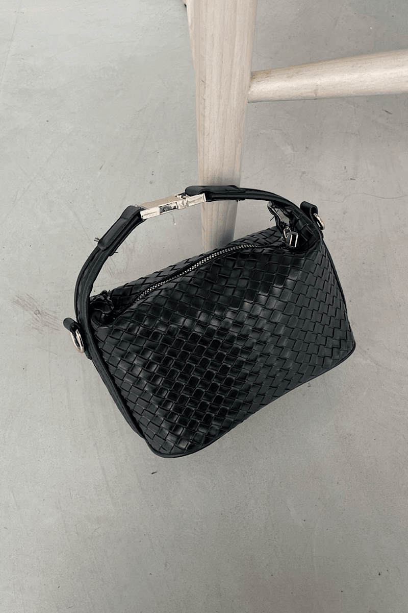 Claude Woven Noire