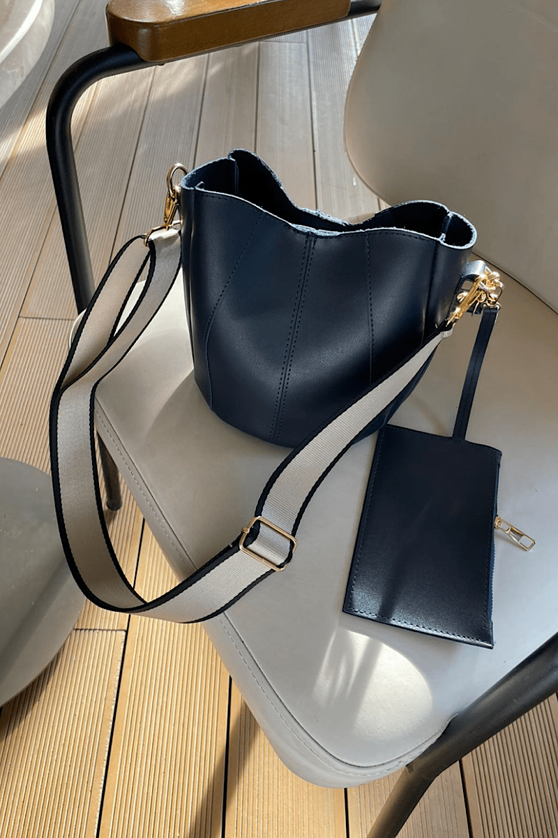 Elsy Navy Blue