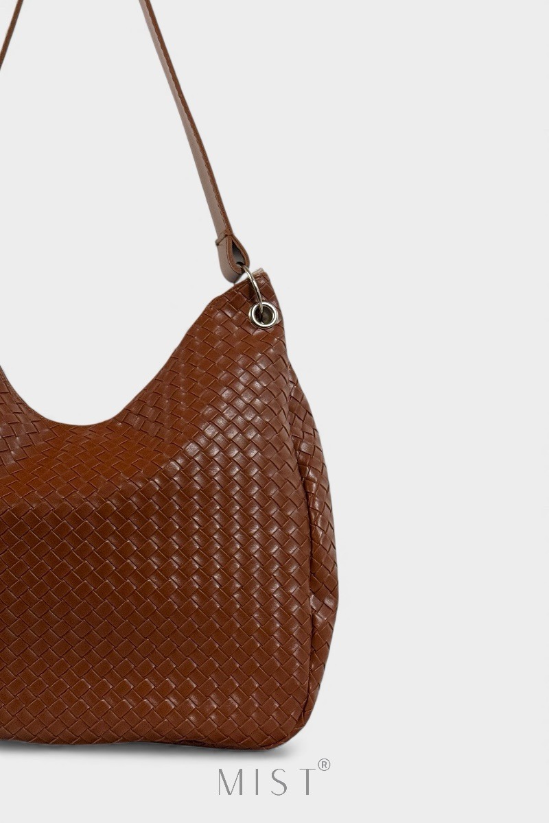 Athena Camel