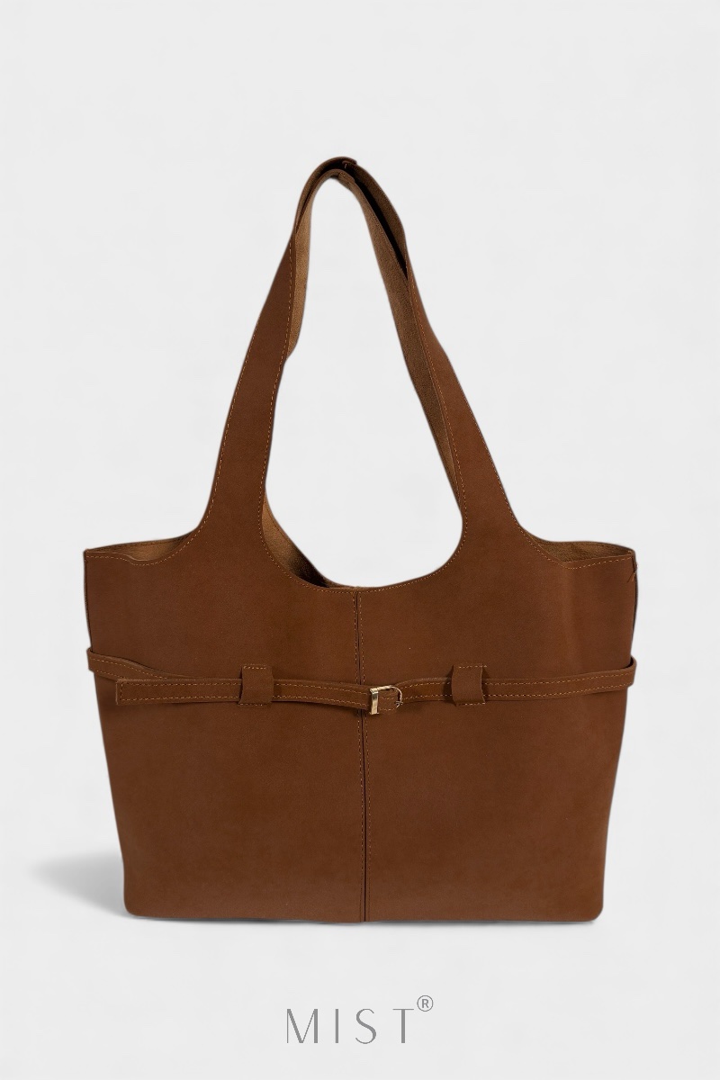 Ava Camel